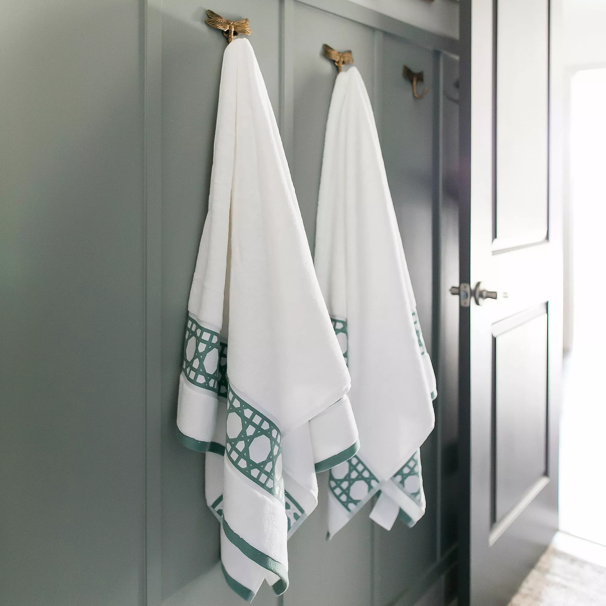 Lands' End Premium Supima Cotton Cane Weave Jacquard Border 6-Piece Bath Towel Set - Image 3