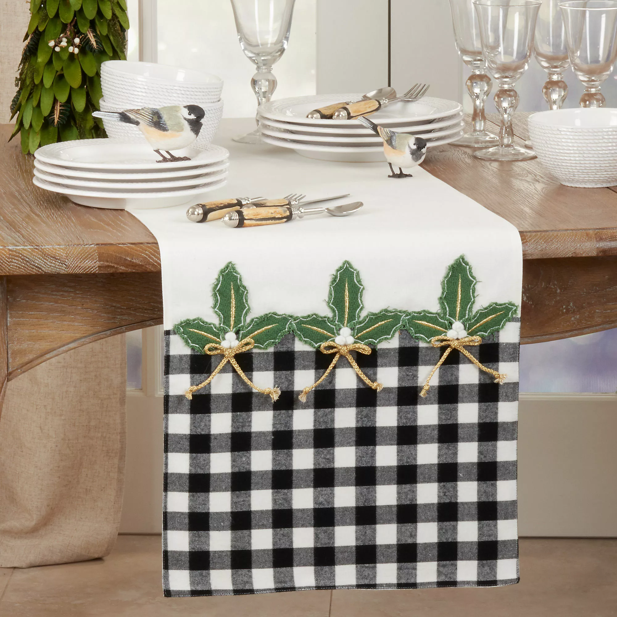 Saro Lifestyle Holly Buffalo Plaid Christmas Table Runner - Image 3
