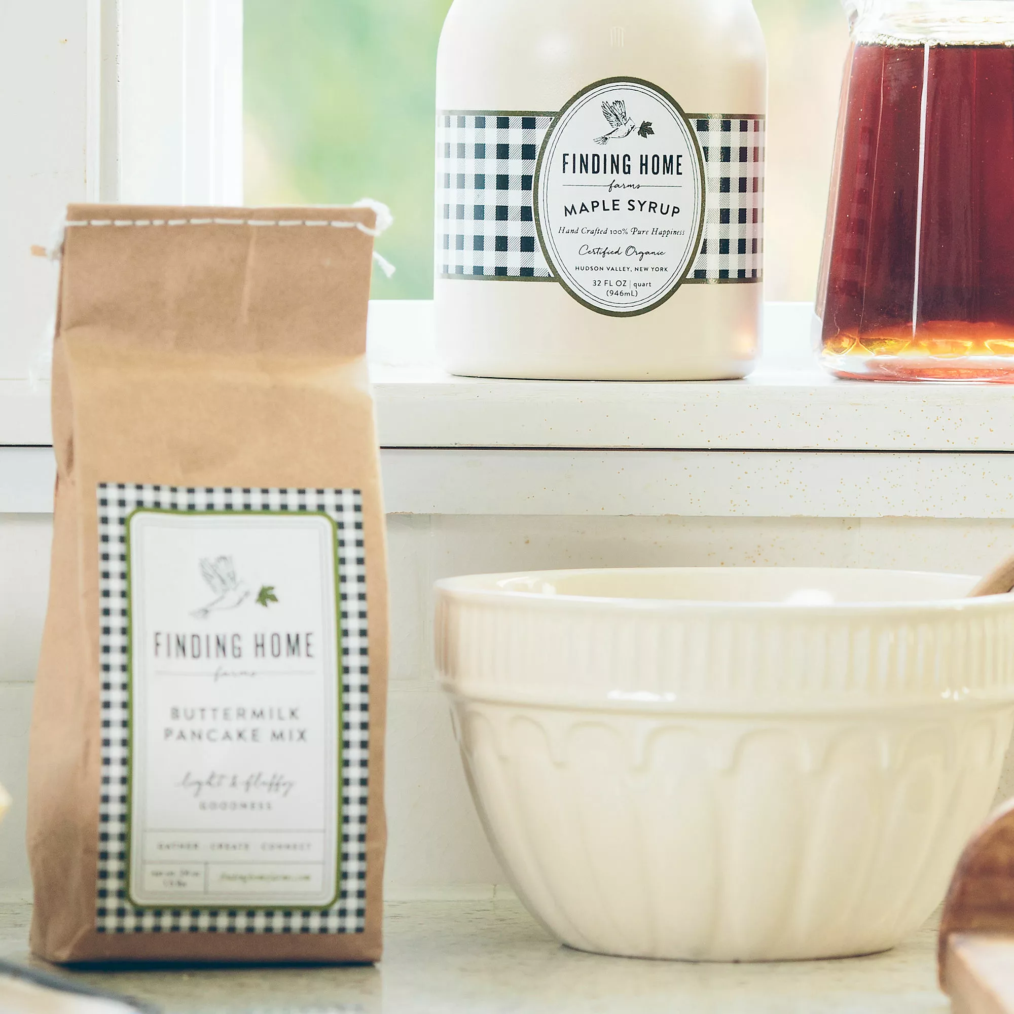 Finding Home Farms 1 Quart Organic Maple Syrup - Image 2