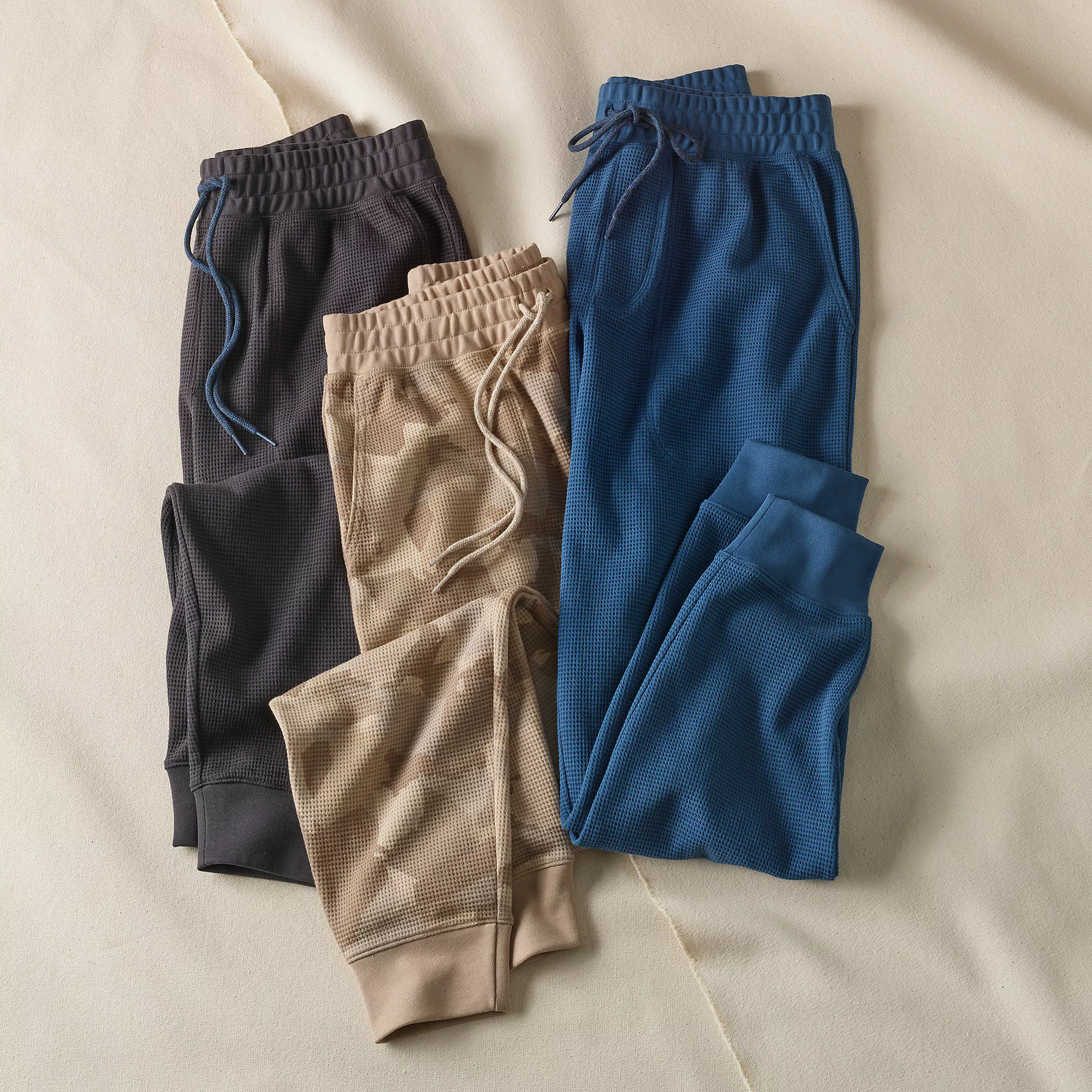 Blake Shelton X Lands' End Men's Waffle Jogger Pajama Pants - Image 2