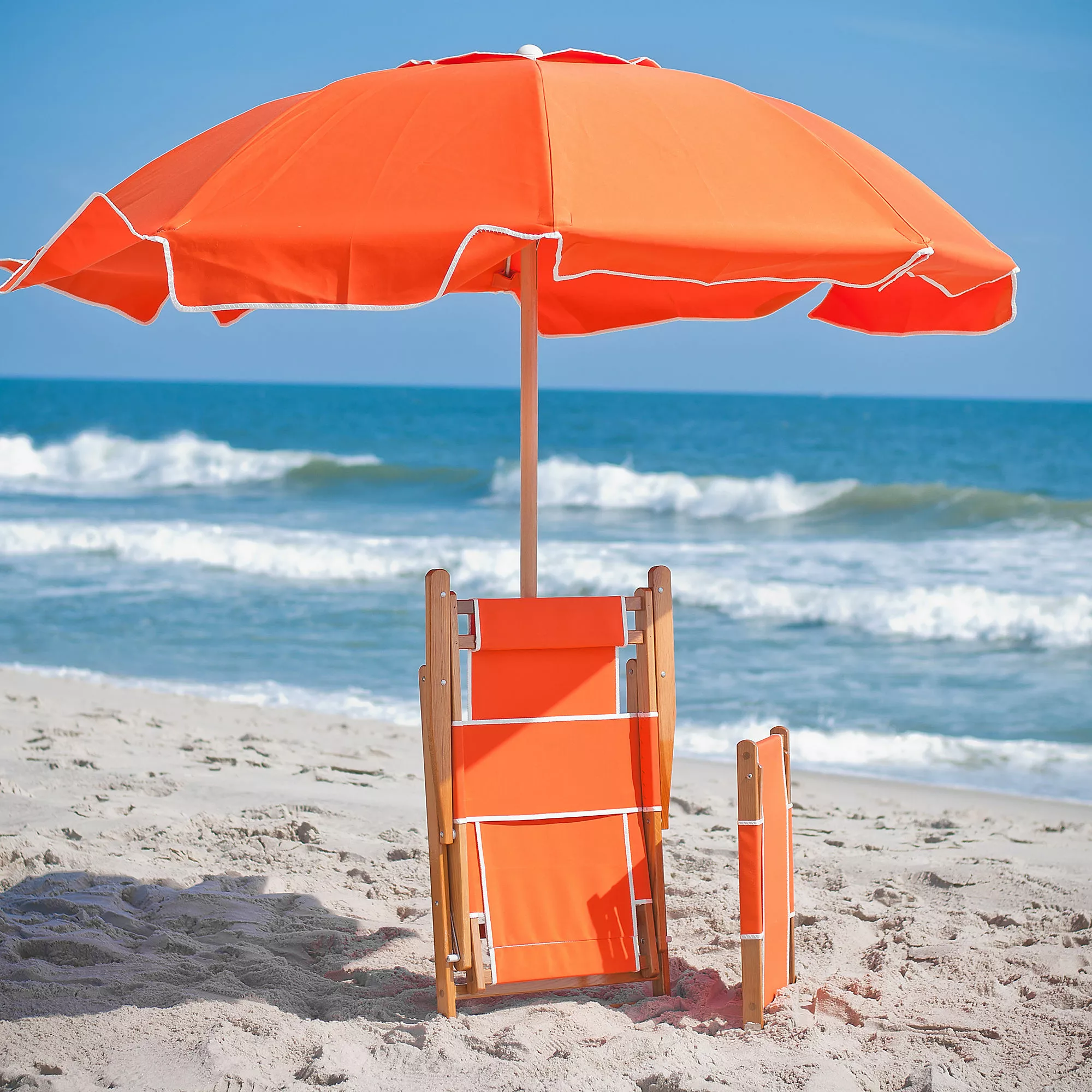 Frankford Umbrella Wooden Lounge Patio Chair With Footrest - Image 2