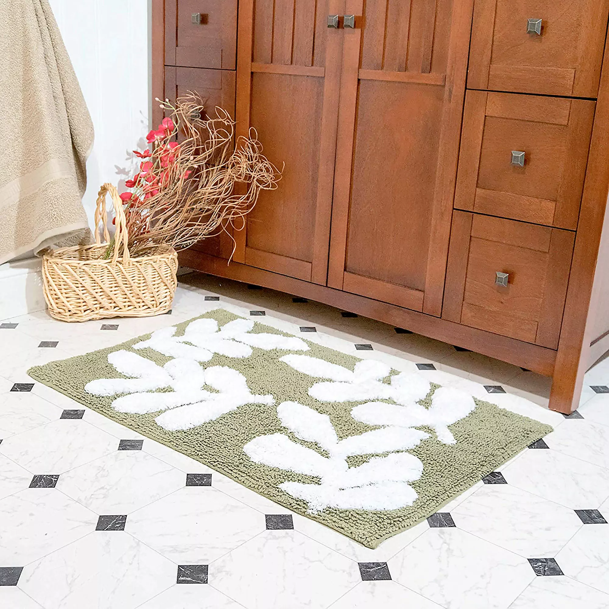 Chesapeake Monte Carlo Cotton Anti Skid 2 Piece Bath Rug Set - Image 2