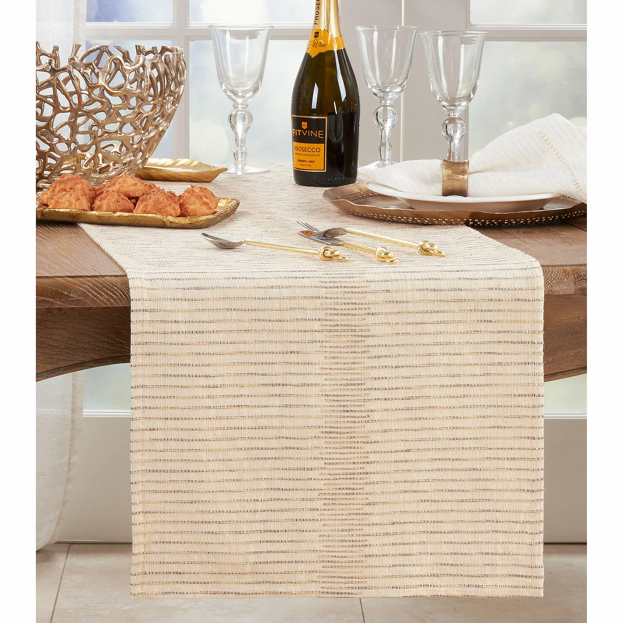 Saro Lifestyle Shimmering Design Cotton 16''x72'' Table Runner - Image 2
