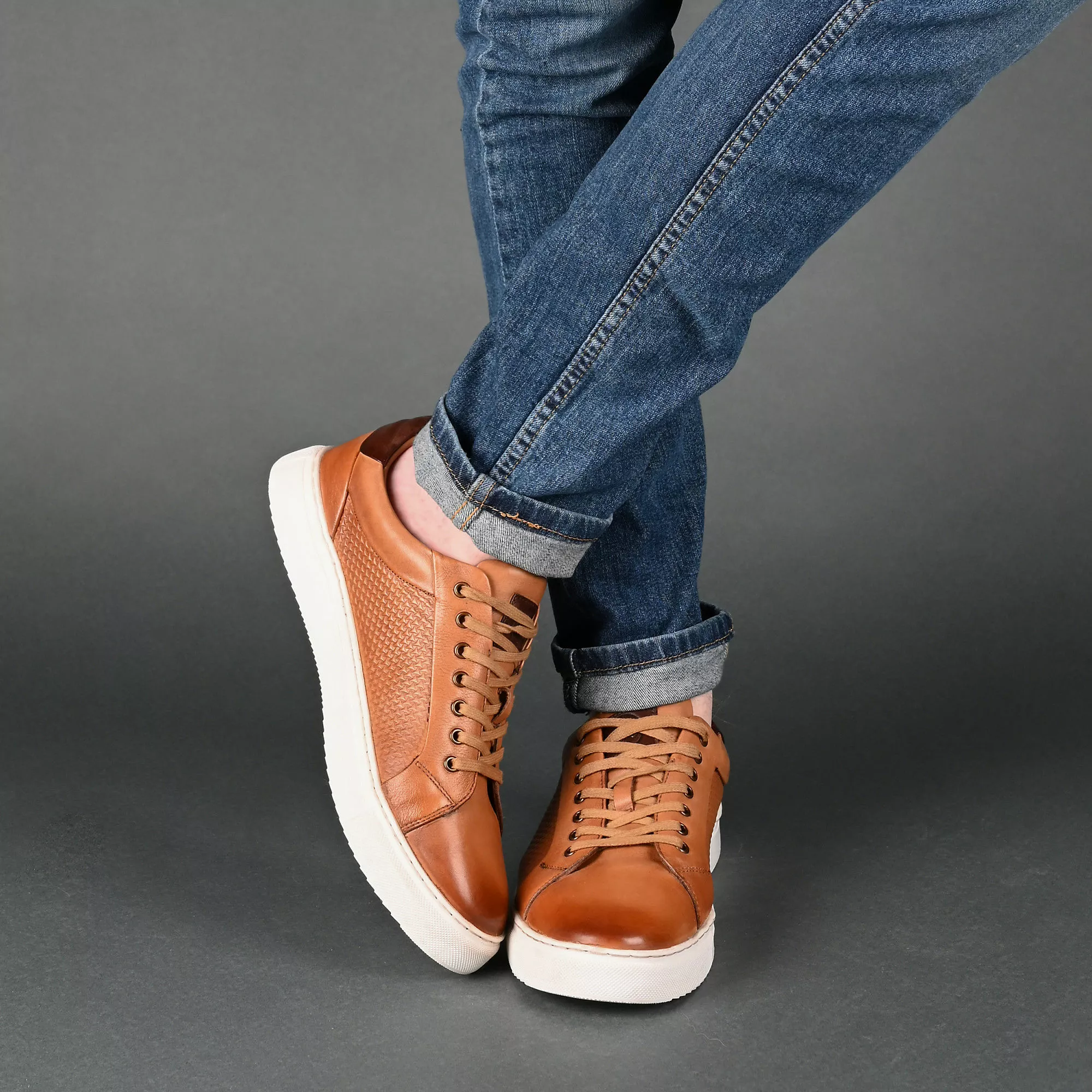 Thomas & Vine Thomas And Vine Men's Canton Embossed Leather Sneakers - Image 6