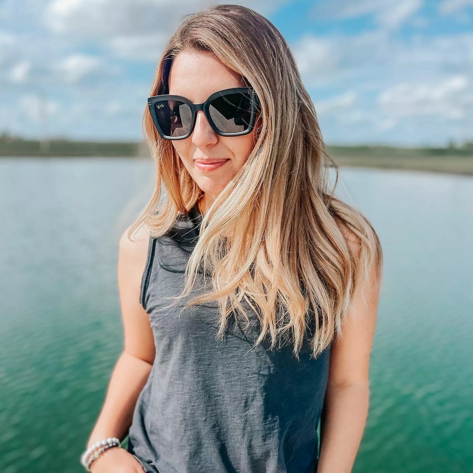 Hunter Lou Adult Passport Cat Eye Sunglasses